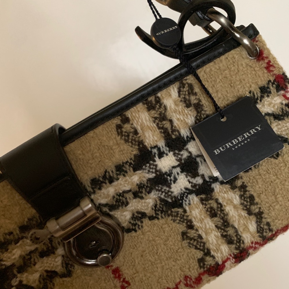Burberry Wool Nova Check 'Mastaire' Small Shoulder Bag - Picture 5 of 14